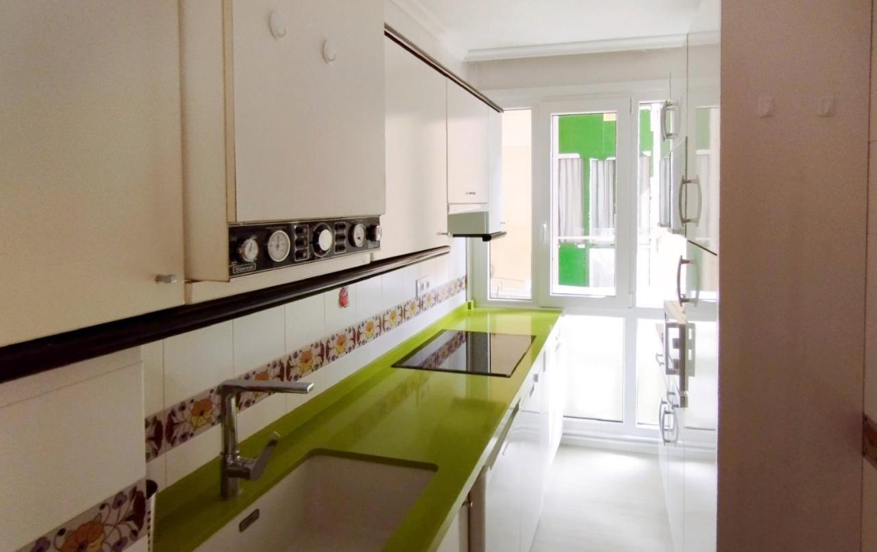 Apartamento Con Piscina Y Wifi A 100 Metros De La Playa En Somo Kültér fotó